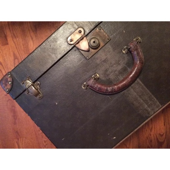 SOLD Louis Vuitton Trunk Steamer Monogram Hat Box - Picture 5 of 8